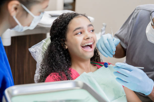 Best Emergency Dental Care for Broken or Chipped Teeth in South Amherst, OH